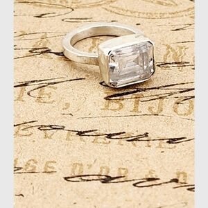 CUBIC ZIRCONIA CLEAR CRYSTAL RING HANDMADE STERLING SILVER WOMENS SIZE 5.5